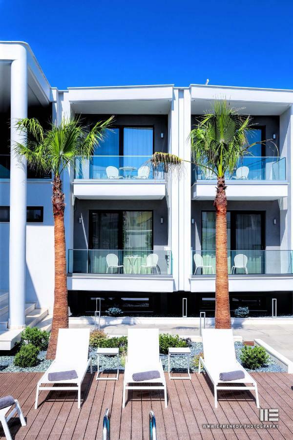 Senso Suites Néa Péramos Kültér fotó