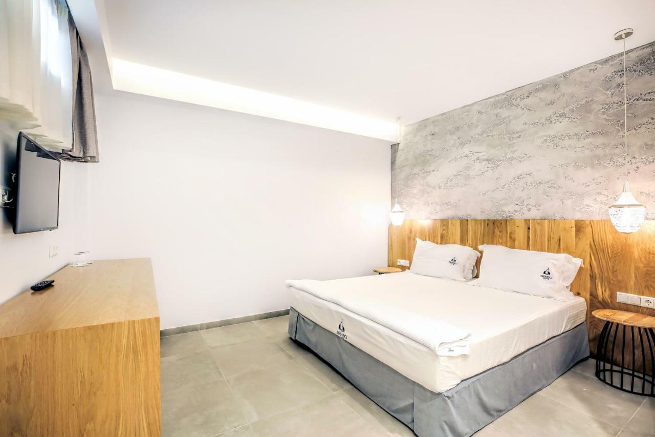 Senso Suites Néa Péramos Kültér fotó